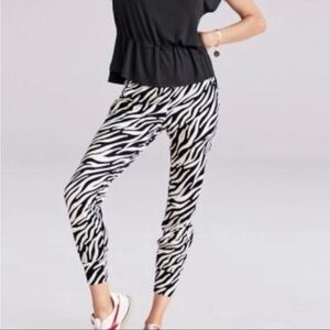 CABI ATC Zebra Joggers Sz M NWOT